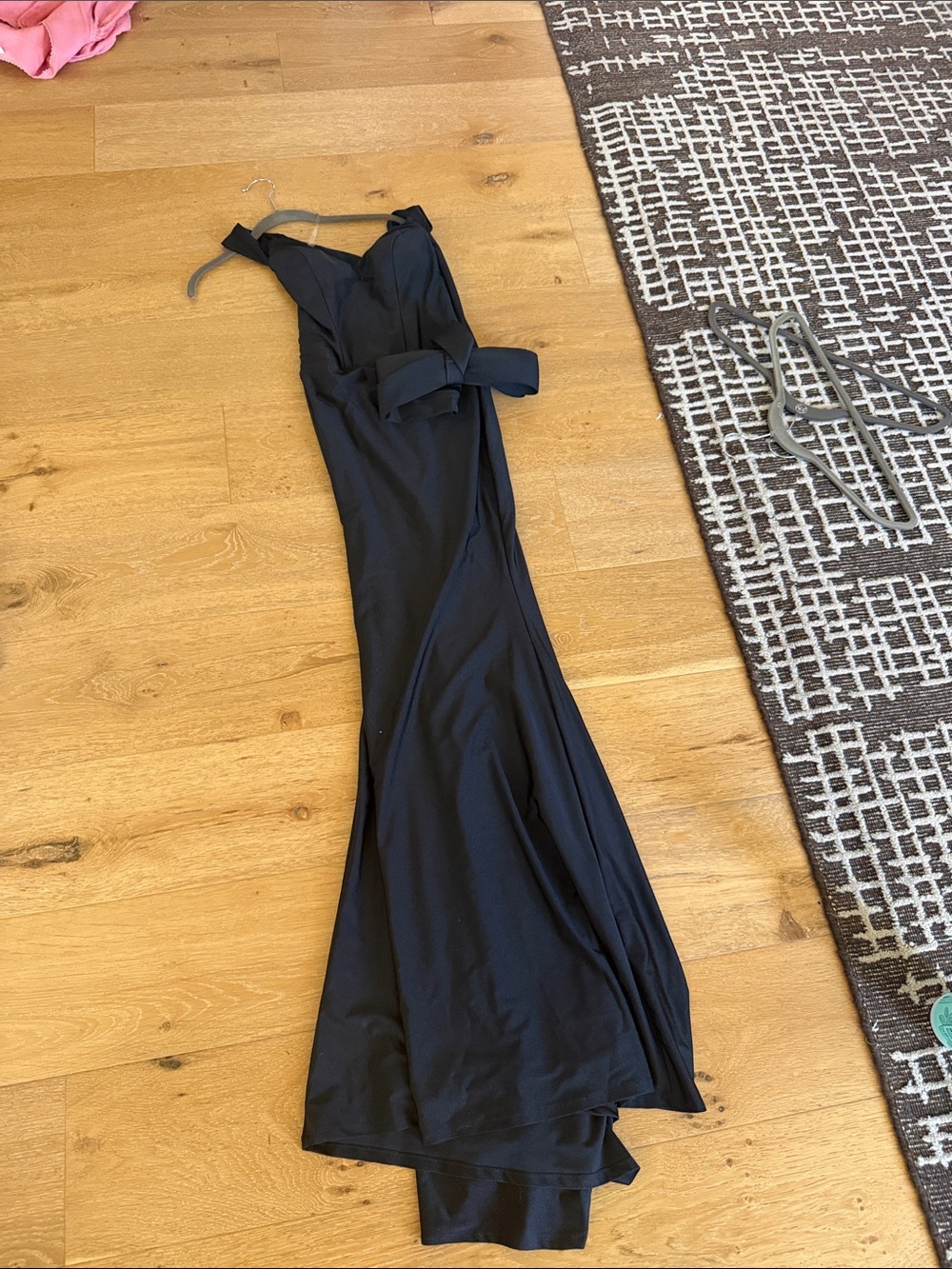 Black Maxi Evening Dress with Waist Tie says large but fits small